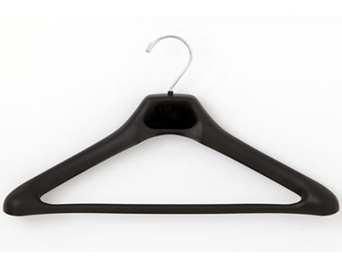 Suit 517 - 17 ½ Inch Plastic Suit Hanger